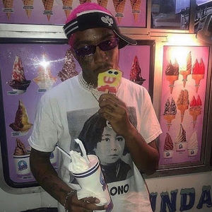 Meet your Posher, Ava